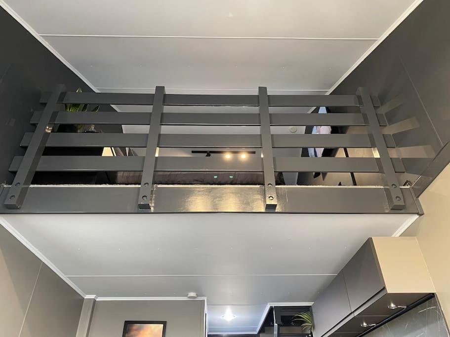 Seascape - Floating Home At Brighton Marina With Free Parking Exterior photo